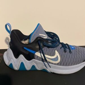 Giannis immortalty boys 7/12 used